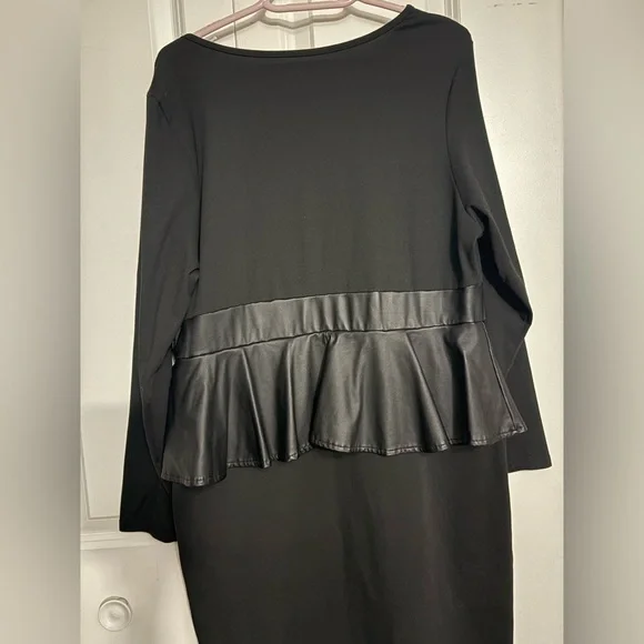 Black Peplum Dress - Picture 5 of 6